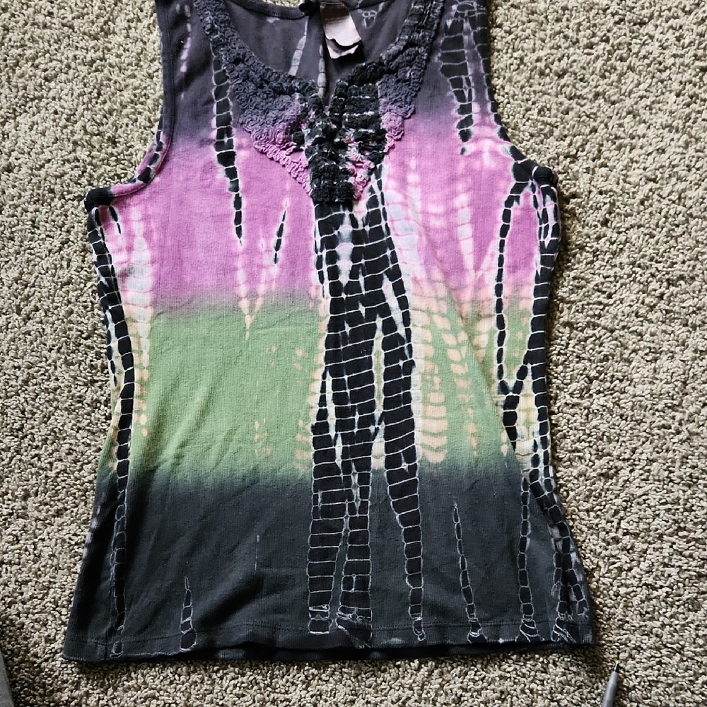 Bisou Bisou Fitted Graphic Tank Top Pink Green